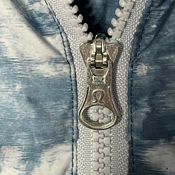 Lululemon Miss Misty II Jacket 4 Blue Tie Dye Packable Hooded Full Zip Size 10 - Picture 5 of 12
